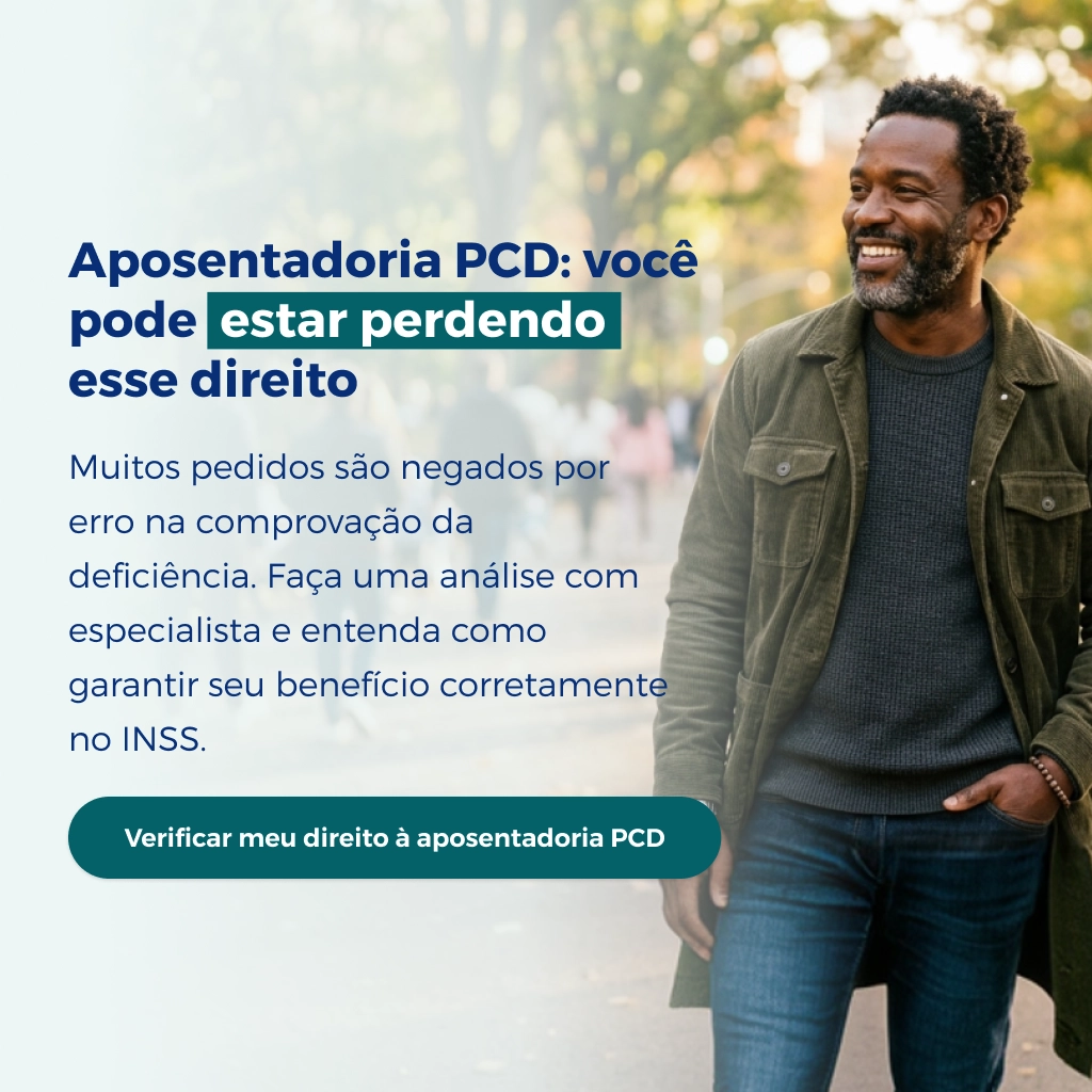 Deficiências invisíveis dão direito à aposentadoria PCD? Homem com deficiência visual descobrindo seus direitos na aposentadoria PCD