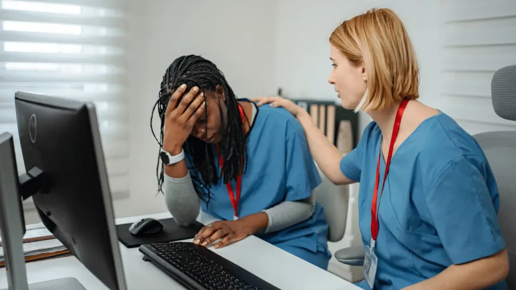 Quanto tempo de afastamento por burnout? O que diz a lei Mulher com burnout